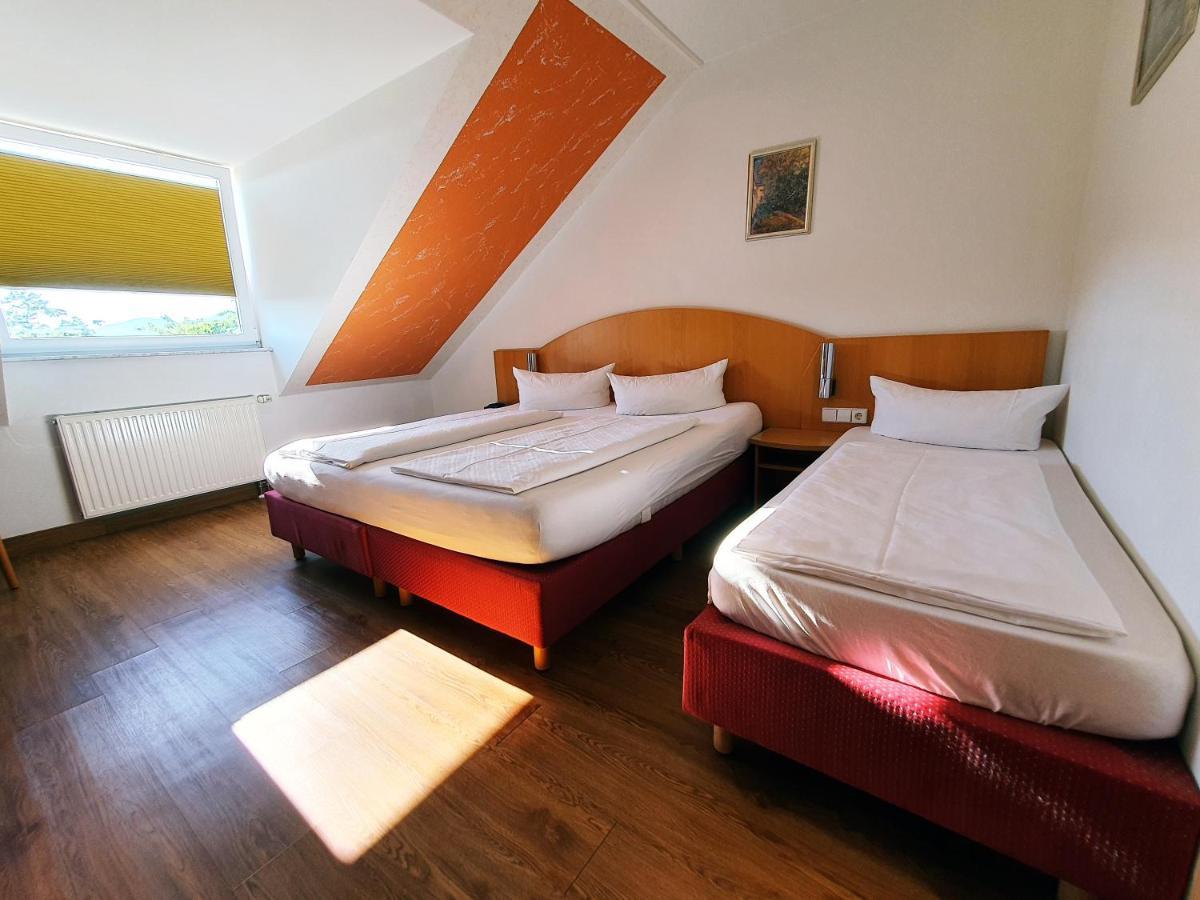 Hotel Sunparc - Shuttle Zum Europa-Park Rust 4Km & Rulantica 2Km Рингсхайм Экстерьер фото