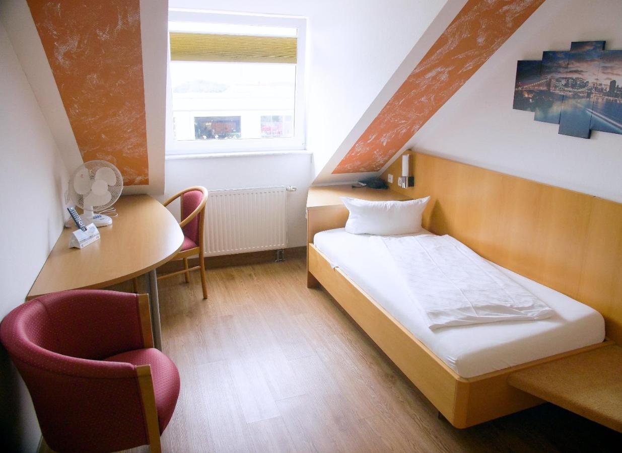 Hotel Sunparc - Shuttle Zum Europa-Park Rust 4Km & Rulantica 2Km Рингсхайм Экстерьер фото