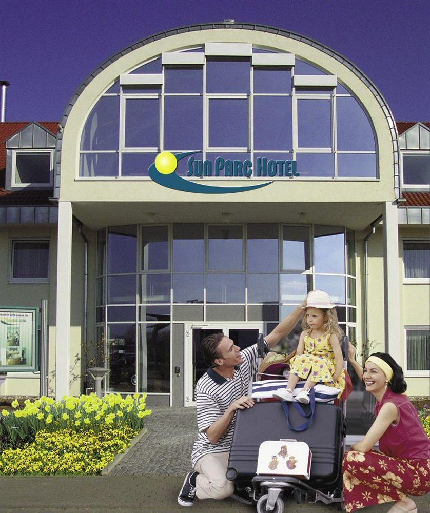Hotel Sunparc - Shuttle Zum Europa-Park Rust 4Km & Rulantica 2Km Рингсхайм Экстерьер фото